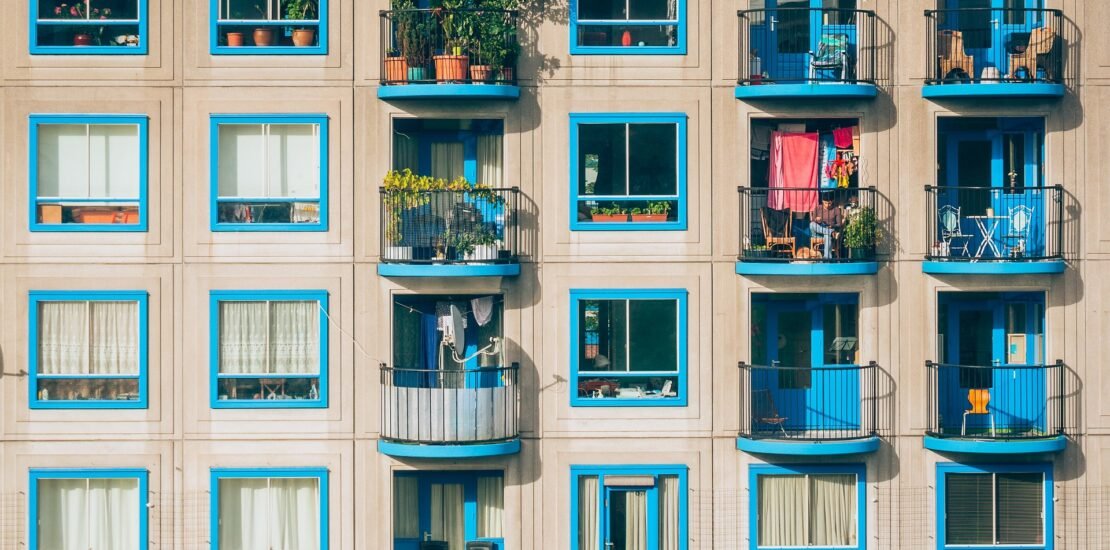 Façade appartements et balcons