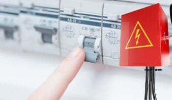 conseils pour renforcer la sécurité électrique et valoriser son bien immobilier