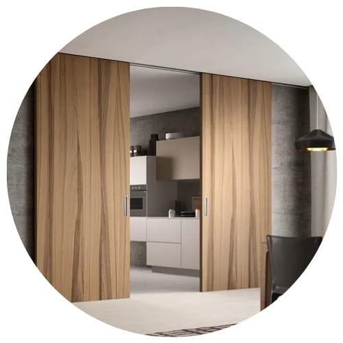 tendances 2025 panneaux coulissants en bois naturel pour la décoration intérieure et délimiter les espaces