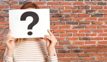 guide pratique sur le mur mitoyen définition, droits, obligations et réglementation sur la mitoyenneté et la maison mitoyenne