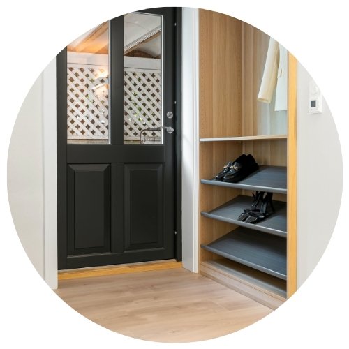 placard encastré pour aménager un petit appartement